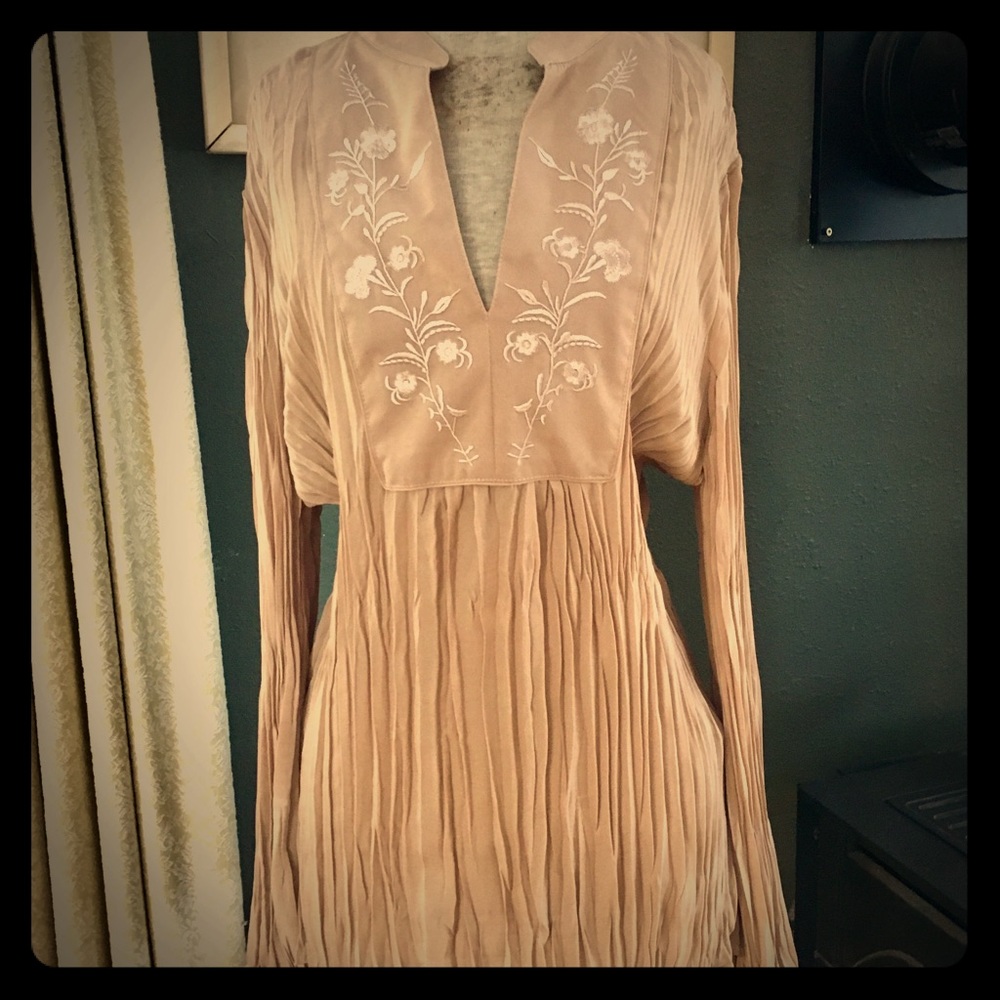 NWT Alison Taylor boho shirt